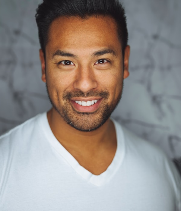 Retrato de Carlos Mendoza, Director de Proyectos